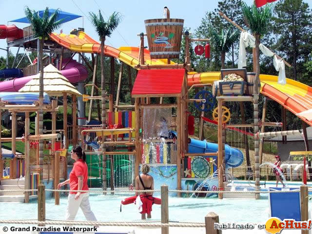 Grand Paradise Waterpark 02