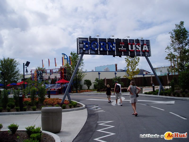 Hard Rock Park 110