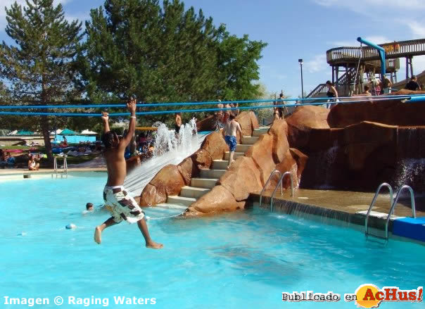Raging Waters 02