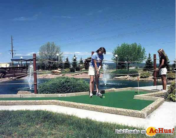 mini golf