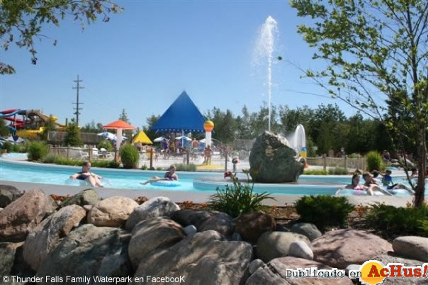 Thunder Falls Family Waterpark 01