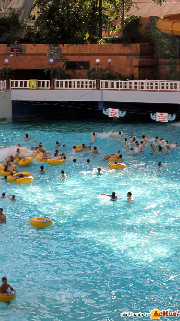 World Waterpark 10