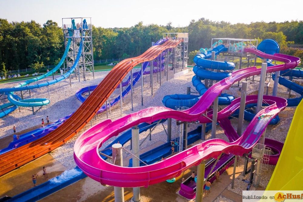 Aquapark Aquacolors Porec 01