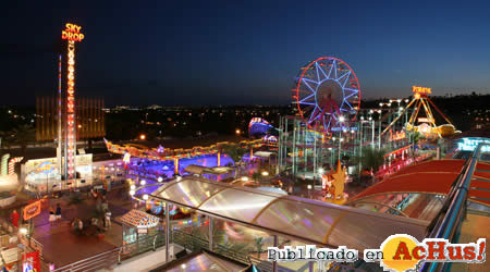 Holiday World 01