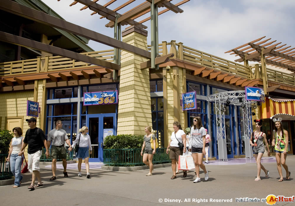 Imagen de Downtown Disney District  Studio Disney 365