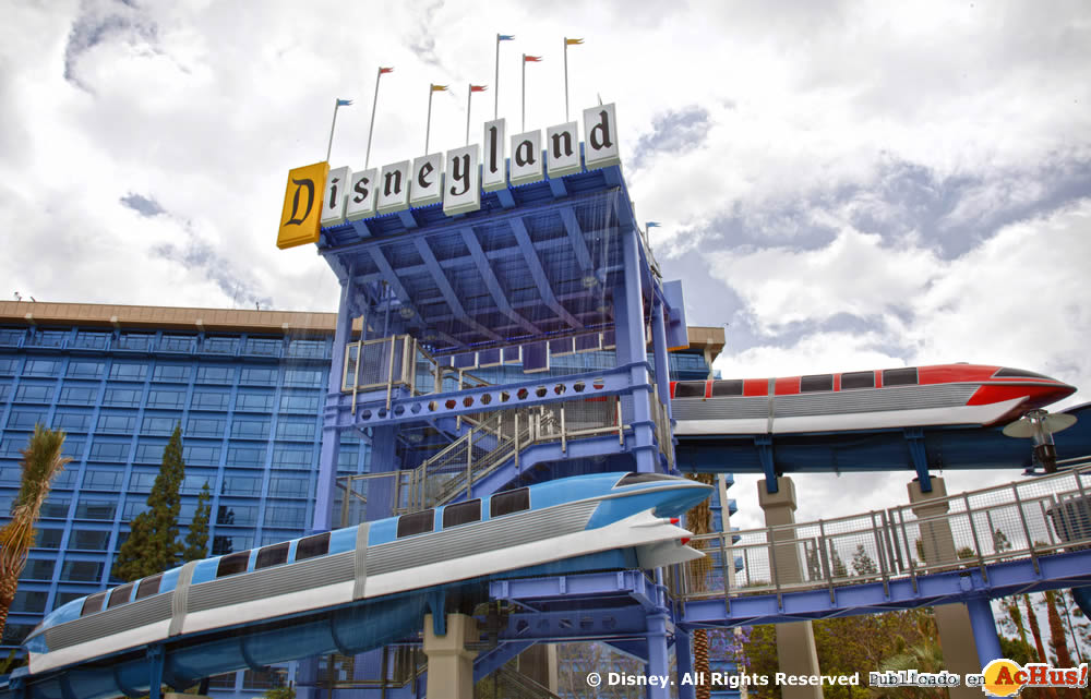 Imagen de Hoteles Disneyland Resort California  MONORAIL SLIDES