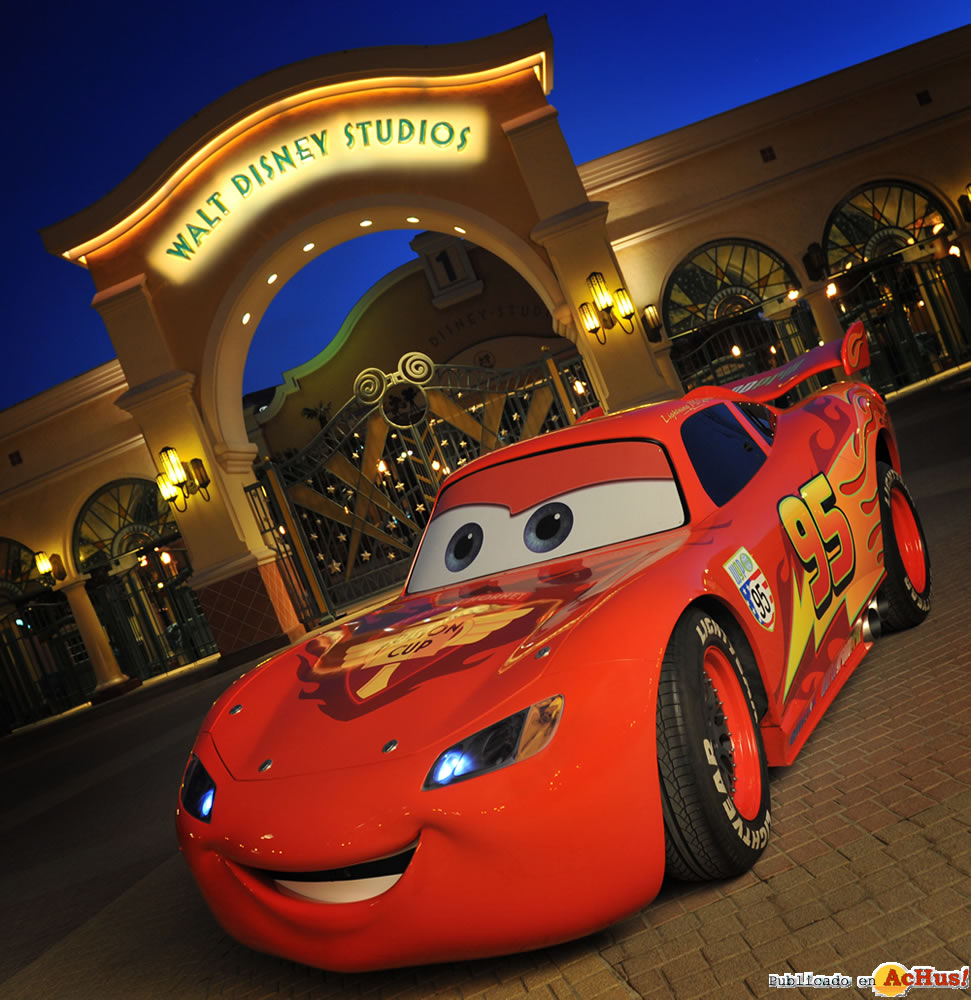Imagen de Parque Walt Disney Studios   Coche rojo