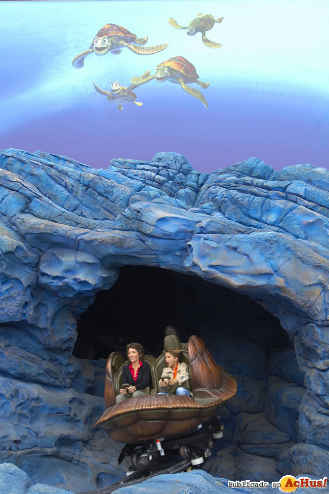 Imagen de Parque Walt Disney Studios   Crushs Coaster 02