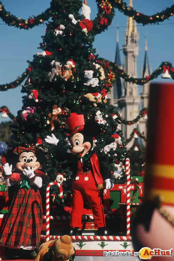 /public/fotos/Desfile-Mickeys-Very-Merry-Christmas.jpg