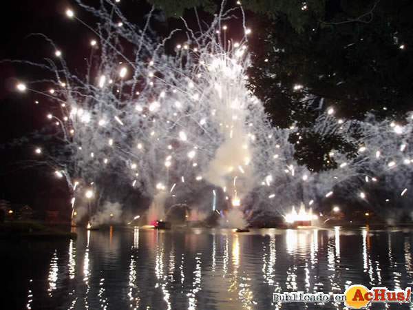/public/fotos/IllumiNations-Reflections-of-Earth-en-Epcot.jpg