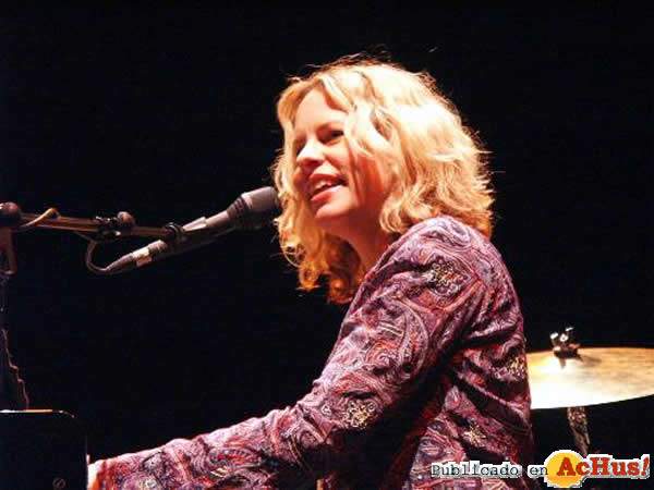 /public/fotos/Vonda-Shepard-2.jpg