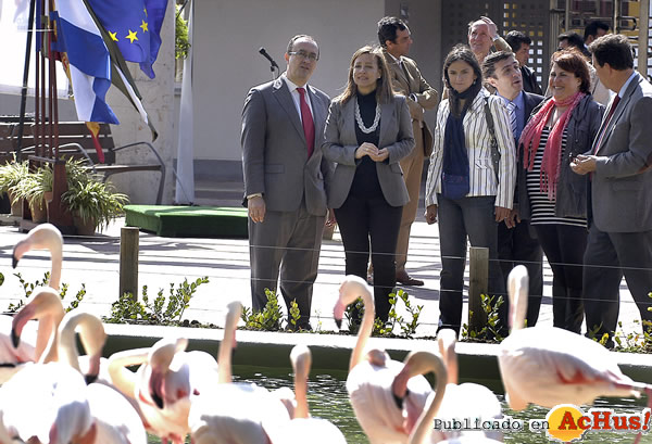 /public/fotos2/Alcaldesa-inaug-obras-ZOO-16042010.jpg