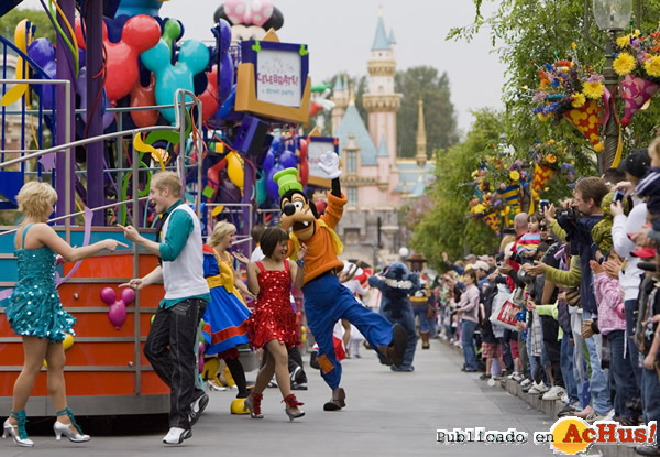 /public/fotos2/Disneyland-Resort-01-26042009.jpg