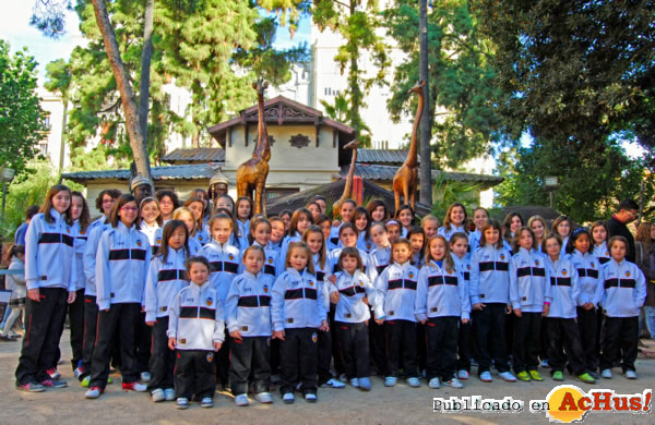 /public/fotos2/Equipo-Valencia-femenino-Bioparc-Valencia-5-1-12.jpg