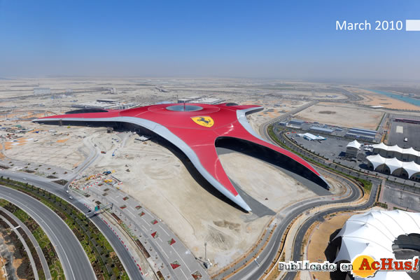 /public/fotos2/Ferrari-World-Abu-Dhabi-07052010.jpg