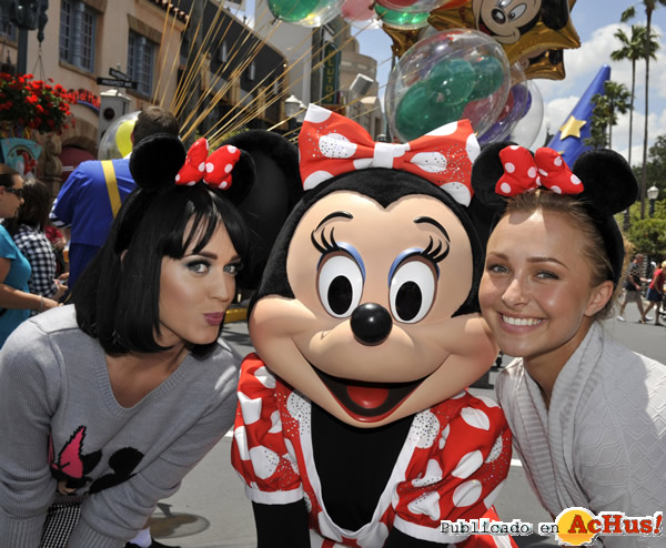 /public/fotos2/Katy-Perry-Hayden-Panettiere-29042009.jpg