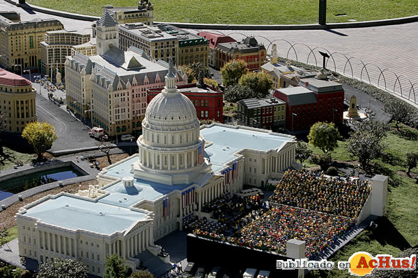 /public/fotos2/Lego-Inauguration-4.jpg