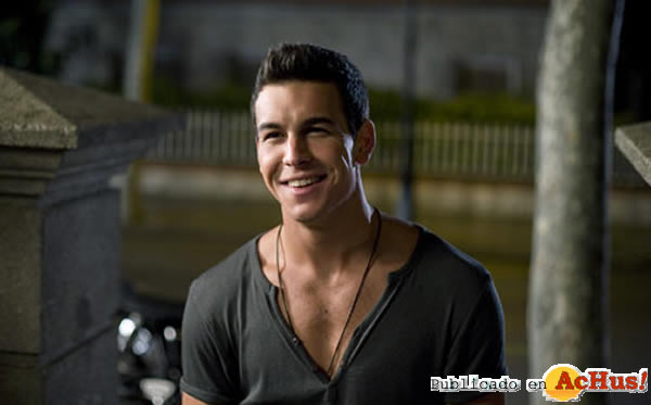 /public/fotos2/Mario-Casas-27122010.jpg