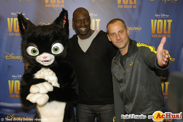 /public/fotos2/Omar-Sy-y-Fred-Testot.jpg