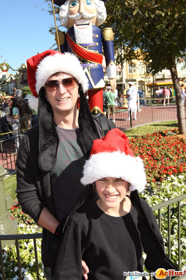 /public/fotos2/Rob-Thomas-02122008.jpg