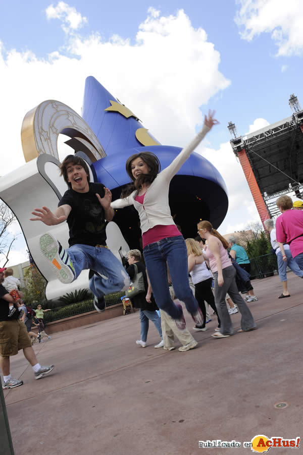/public/fotos2/Roger-Paulina-Disneys-Hollywood-Studios.jpg