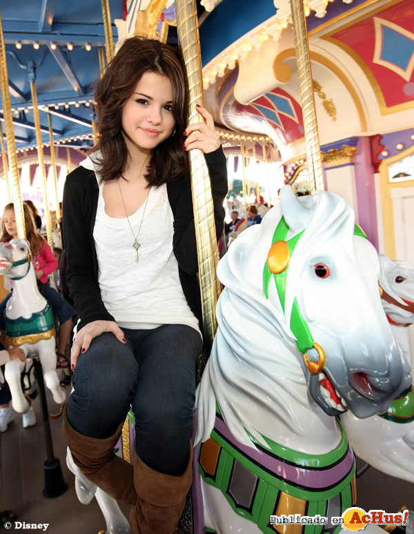 /public/fotos2/Selena-Gomez-16112008.jpg