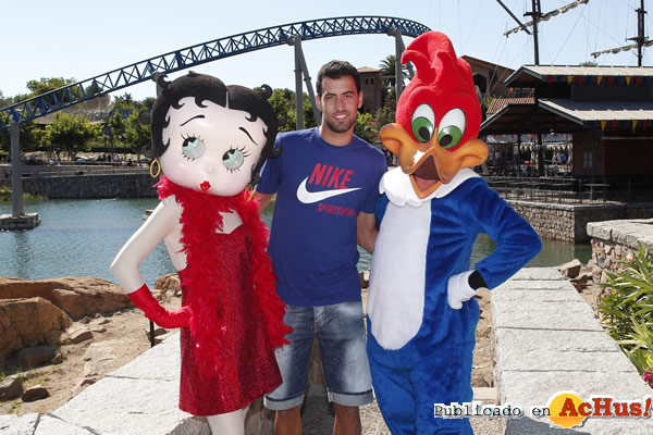 /public/fotos2/Sergio-Busquets-PortAventura-214072011.jpg