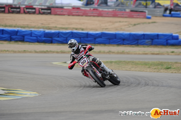 /public/fotos2/Supermotard-0306062010.jpg