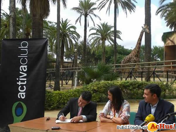 /public/fotos2/apadrinamiento-de-las-jirafas-16062009.jpg