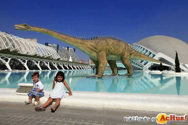 /public/fotos2/dinosaurios-0319072010.jpg