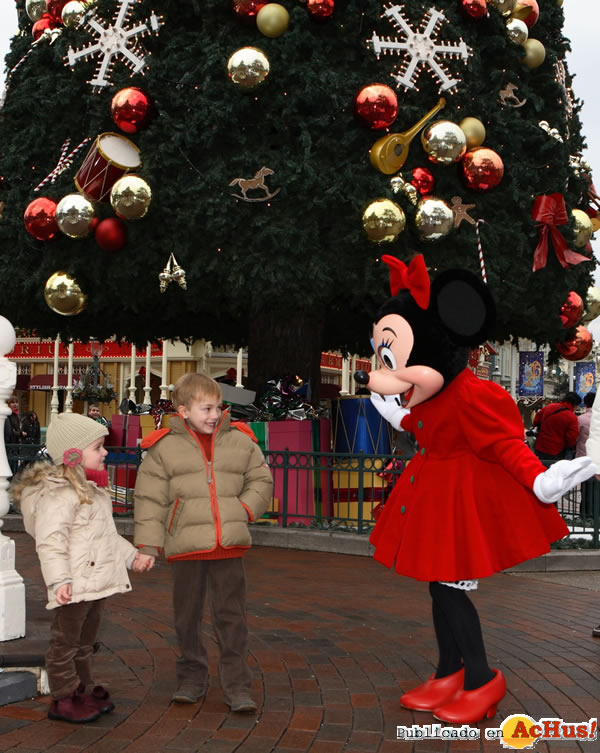 /public/fotos2/navidad-disneyland-paris1-11112008.jpg