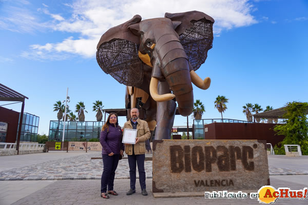 /public/fotos3/Pa-Community-entrega-a-BIOPARC-Valencia-el-premio-parque-de-naturaleza-2019.jpg